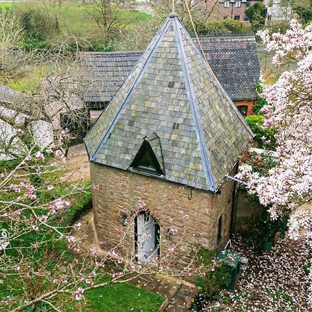 Fairy Cottage Lea Exterior photo